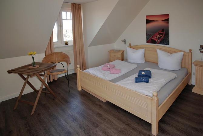 Ferienwohnung in Rerik - Ferienwohnung/Appartement Seem&ouml;we (Rerik) - gro&szlig;es Schlafzimmer