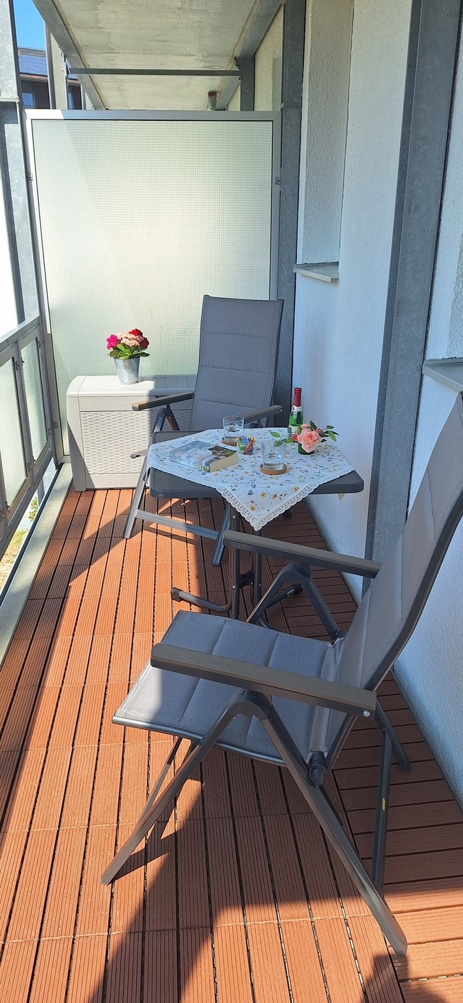 Ferienwohnung in Zinnowitz - D&uuml;nenstra&szlig;e Skibbe - Balkon zum Entspannen