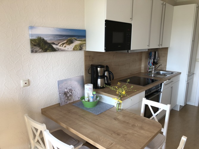 Ferienwohnung in Rettin - Bauernferienhof Kluvetasch Strandmuschel - neue K&uuml;chenzeile in der Strandmuschel