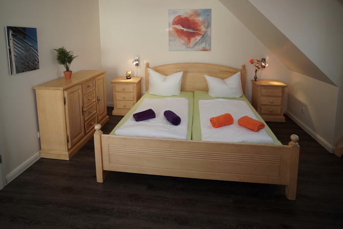 Ferienwohnung in Rerik - Ferienwohnung/Appartement Eism&ouml;we (Rerik) - gro&szlig;es Schlafzimmer