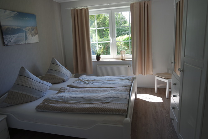 Ferienwohnung in Hasselberg - Ferienhaus Eckeberg - Schlafzimmer mit 1EB