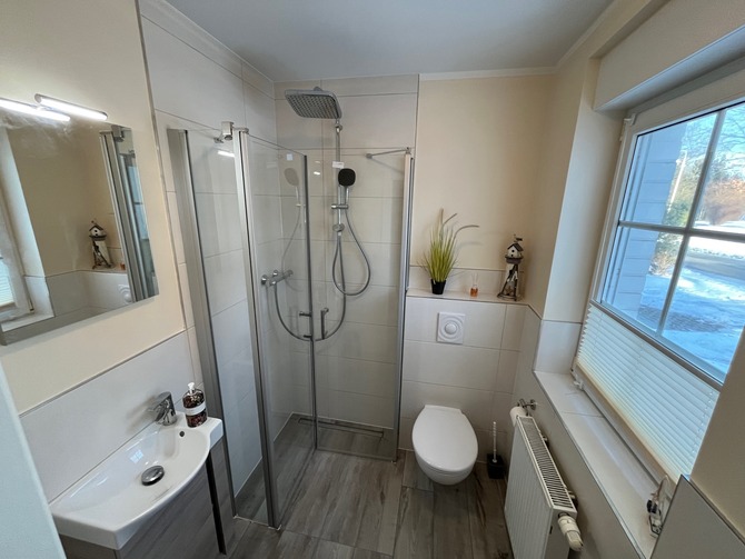 Ferienhaus in Ostseeheilbad Zingst - Weidenstra&szlig;e 6 - Badezimmer EG