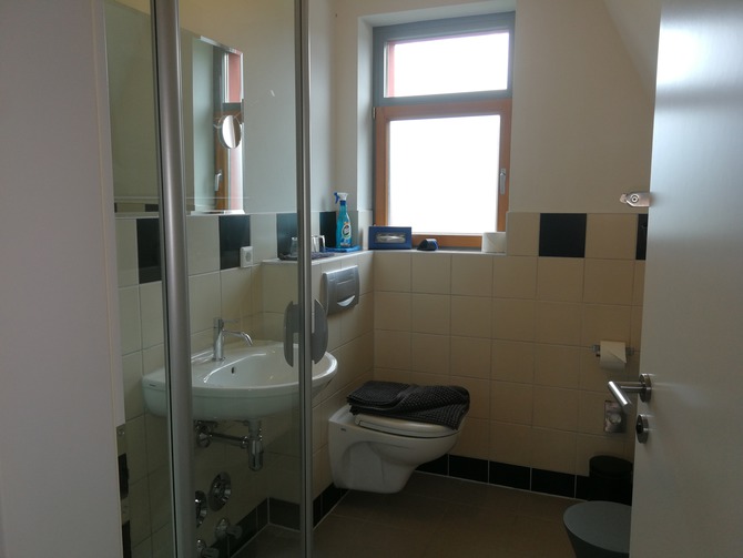 Ferienwohnung in Wieck a. Dar&szlig; - Aalreuse 2 - 2 x Duschb&auml;der mit Dusche, WC und Waschbecken