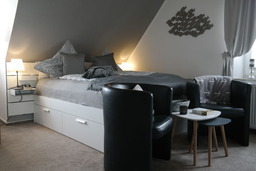 Ferienwohnung Kuhn GbR - Whg. 3 - De L&uuml;tte