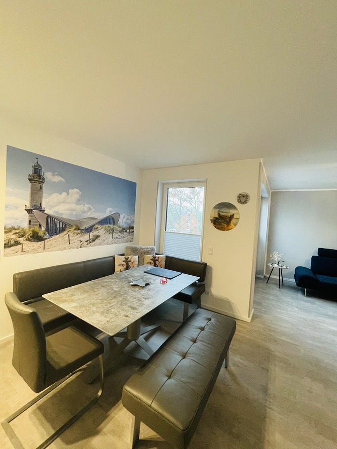 Ferienwohnung in Rostock - Ostsee Ankerplatz - E&szlig;bereich neben der K&uuml;che mit reichlich Platz