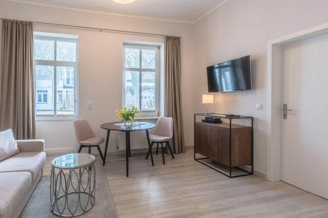 Ferienwohnung in Binz - Villa Iduna / Ferienwohnung No. 4 - 1. OG mit Balkon nach Osten - Bild 3