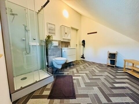 Ferienwohnung in L&uuml;tow - Ostsee Familienwohnung mit 3 Schlafzimmern & Garten - Bild 5