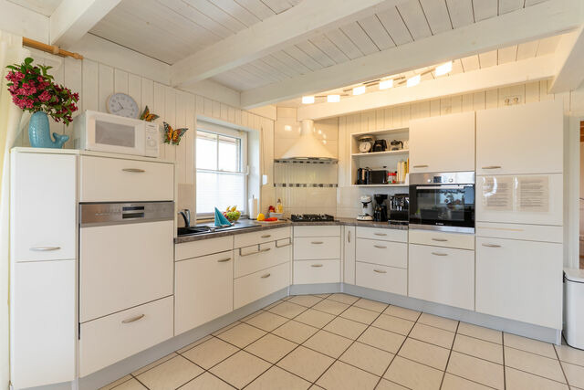 Ferienhaus in Heiligenhafen - Ferienhaus Ostseecharme mit Sauna u. Garten - Bild 9